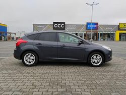 Fioletowy Używany 2011 Ford Focus Hatchback | 22 500 zł (Dość drogi)