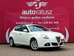 Biały Używany 2015 Alfa Romeo Giulietta Hatchback | 39 500 zł (Uczciwa cena)