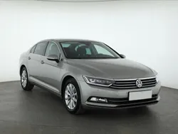 Szary Używany 2016 VW Passat Sedan/Limuzyna | 57 999 zł (Uczciwa cena)