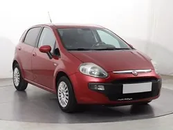 Czerwony Używany 2010 Fiat Punto Evo Hatchback | 14 999 zł (Uczciwa cena)