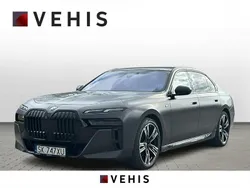 Czarny (metalik) Używany 2023 BMW 740 Sedan/Limuzyna | 498 900 zł