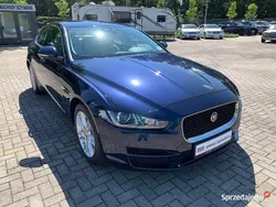 Granatowy Używany 2017 Jaguar XE Sedan/Limuzyna | 85 900 zł