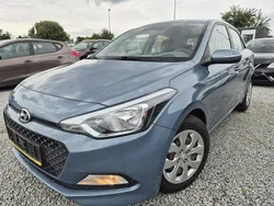 Szary Używany 2016 Hyundai i20 Hatchback | 33 800 zł (Uczciwa cena)