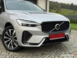 Złoty (metalik) Używany 2022 Volvo XC60 R-Design SUV | 142 900 zł (Dość drogi)