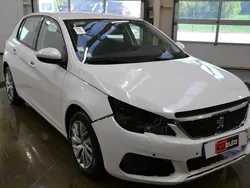 Biały Używany 2019 Peugeot 308 Hatchback | 20 800 zł