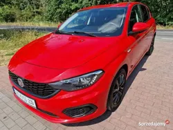 Czerwony Używany 2018 Fiat Tipo Sedan/Limuzyna | 42 900 zł (Uczciwa cena)