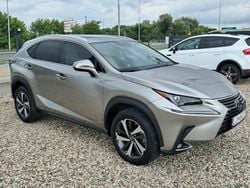 Srebrny Używany 2021 Lexus NX300 SUV | 127 000 zł