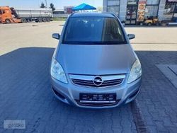 Srebrny Używany 2009 Opel Zafira Minivan | 14 900 zł