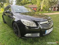 Czarny Używany 2011 Opel Insignia Kombi | 21 500 zł (Uczciwa cena)