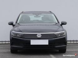 Czarny Używany 2016 VW Passat Kombi | 43 999 zł (Uczciwa cena)