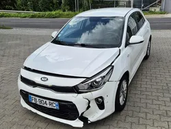 Biały Używany 2018 Kia Rio 2 Hatchback | 22 800 zł