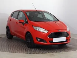 Czerwony Używany 2015 Ford Fiesta Hatchback | 27 999 zł (Uczciwa cena)