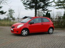Czerwony Używany 2007 Toyota Yaris Hatchback | 8900 zł (Dość drogi)