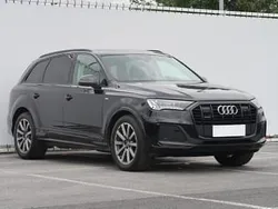 Czarny Używany 2020 Audi Q7 SUV | 179 999 zł (Super Cena)