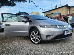 Srebrny Używany 2007 Honda Civic Hatchback | 17 900 zł (Uczciwa cena)