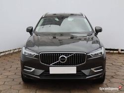Szary Używany 2018 Volvo XC60 SUV | 97 999 zł (Uczciwa cena)