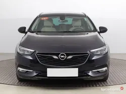 Czarny Używany 2019 Opel Insignia Kombi | 64 999 zł (Drogi)