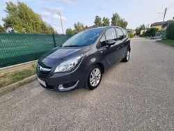 Brązowy Używany 2016 Opel Meriva Minivan | 29 999 zł (Uczciwa cena)