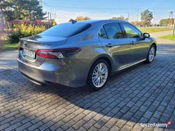 Grafitowy Używany 2021 Toyota Camry Executive Sedan/Limuzyna | 129 900 zł