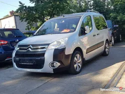 Szary Używany 2017 Citroën Berlingo Minivan | 49 700 zł