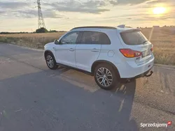 Biały Używany 2017 Mitsubishi ASX SUV | 49 800 zł (Uczciwa cena)