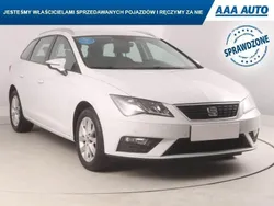 Biały Używany 2019 Seat Leon | 50 999 zł (Uczciwa cena)