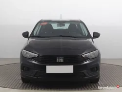 Czarny Używany 2021 Fiat Tipo Sedan/Limuzyna | 42 999 zł (Uczciwa cena)