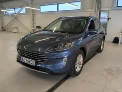 Niebieski Używany 2022 Ford Kuga Titanium X SUV | 94 900 zł (Dość drogi)