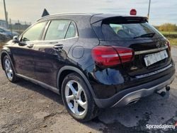Czarny Używany 2017 Mercedes GLA220 SUV | 42 999 zł