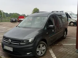 Szary Używany 2016 VW Caddy Maxi Trendline Minivan | 65 800 zł (Dość drogi)