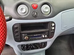 Srebrny Używany 2003 Citroën C3 Hatchback | 4500 zł
