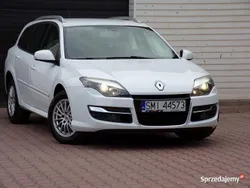 Biały Używany 2012 Renault Laguna III Sedan/Limuzyna | 24 900 zł (Uczciwa cena)