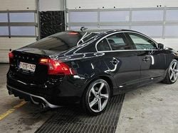 Czarny (metalik, perła) Używany 2011 Volvo S60 Sedan/Limuzyna | 34 900 zł (Uczciwa cena)