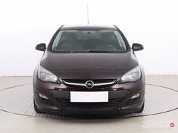 Brązowy Używany 2013 Opel Astra Hatchback | 27 499 zł (Uczciwa cena)