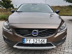 Złoty Używany 2016 Volvo V60 Kombi | 45 900 zł (Uczciwa cena)