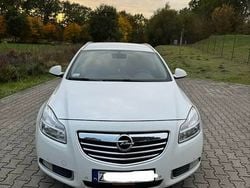 Biały Używany 2009 Opel Insignia Kombi | 8000 zł (Uczciwa cena)