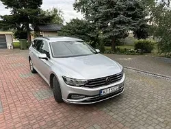 Srebrny Używany 2020 VW Passat Kombi | 61 800 zł (Uczciwa cena)