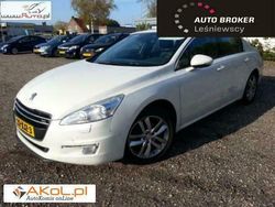 Biały Używany 2012 Peugeot 508 Kombi | 68 000 zł