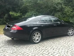 Czarny Używany 2006 Mercedes CLS320 Sedan/Limuzyna | 46 000 zł