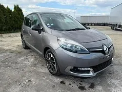 Srebrny Używany 2015 Renault Scénic III Bose Edition Minivan | 19 800 zł (Super Cena)