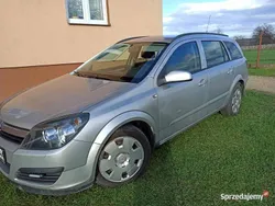 Srebrny Używany 2006 Opel Astra Kombi | 8600 zł (Dość drogi)