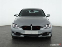 Srebrny Używany 2014 BMW 318 Kombi | 40 999 zł (Drogi)