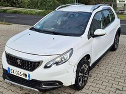 Biały Używany 2018 Peugeot 2008 SUV | 13 300 zł