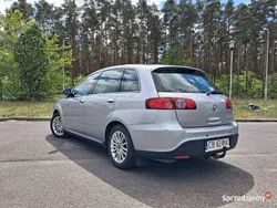 Srebrny Używany 2008 Fiat Croma Kombi | 9999 zł