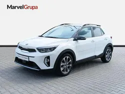 Biały (metalik) Używany 2021 Kia Stonic 2 SUV | 68 900 zł (Dość drogi)