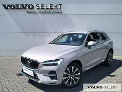 Srebrny Używany 2023 Volvo XC60 SUV | 189 900 zł (Uczciwa cena)