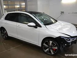 Biały Używany 2022 VW Golf VIII GTE Hatchback | 39 500 zł