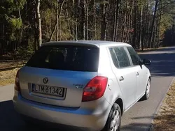 Srebrny Używany 2009 Skoda Fabia Hatchback | 9000 zł