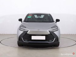 Srebrny Używany 2024 Toyota C-HR SUV | 112 999 zł (Dość drogi)