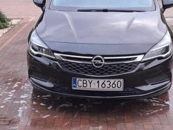 Czarny Używany 2018 Opel Astra Kombi | 40 000 zł (Uczciwa cena)
